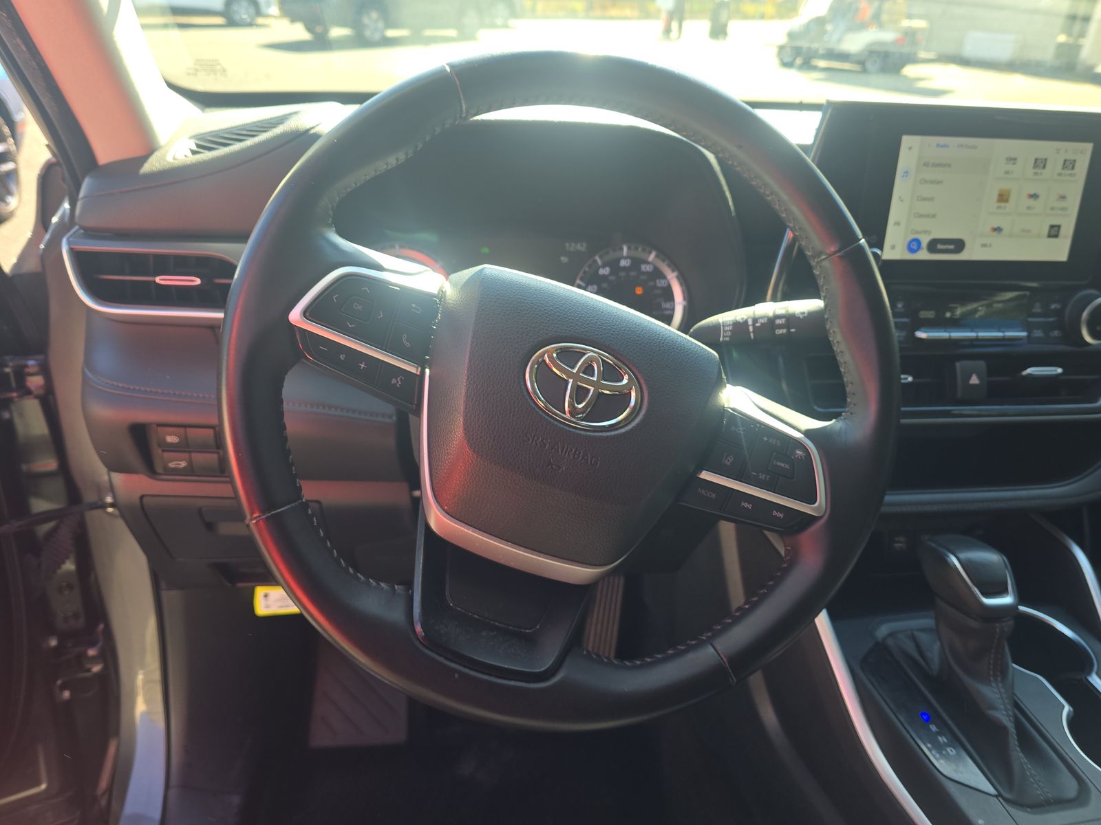 2023 Toyota Highlander Hybrid LE AWD