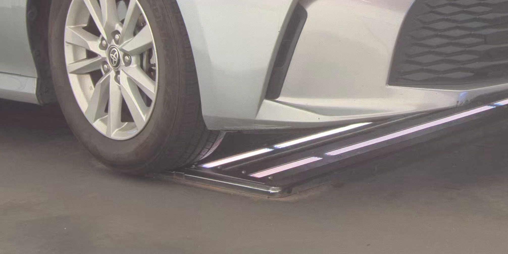 2025 Toyota Camry LE FWD