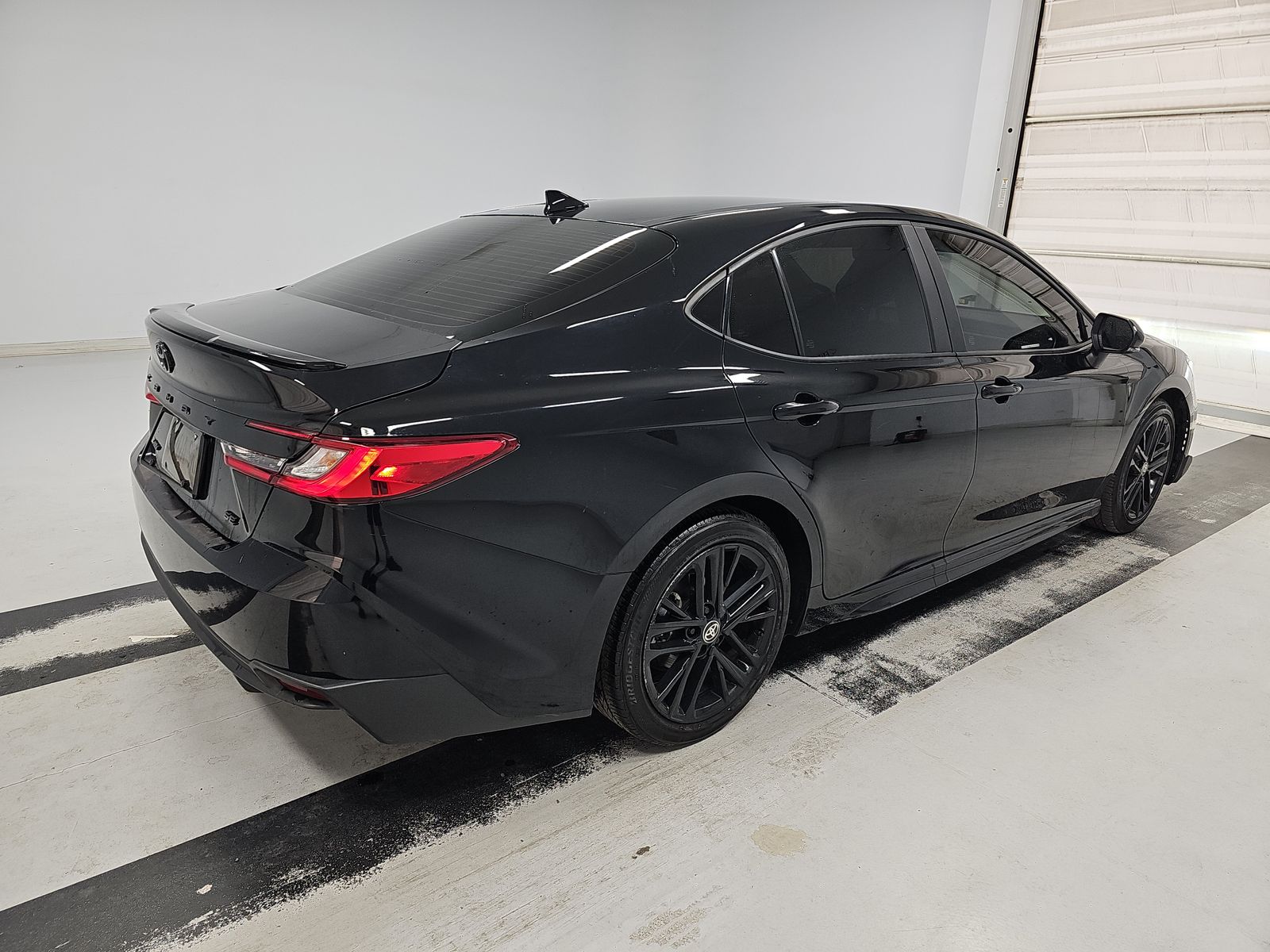 2025 Toyota Camry LE FWD