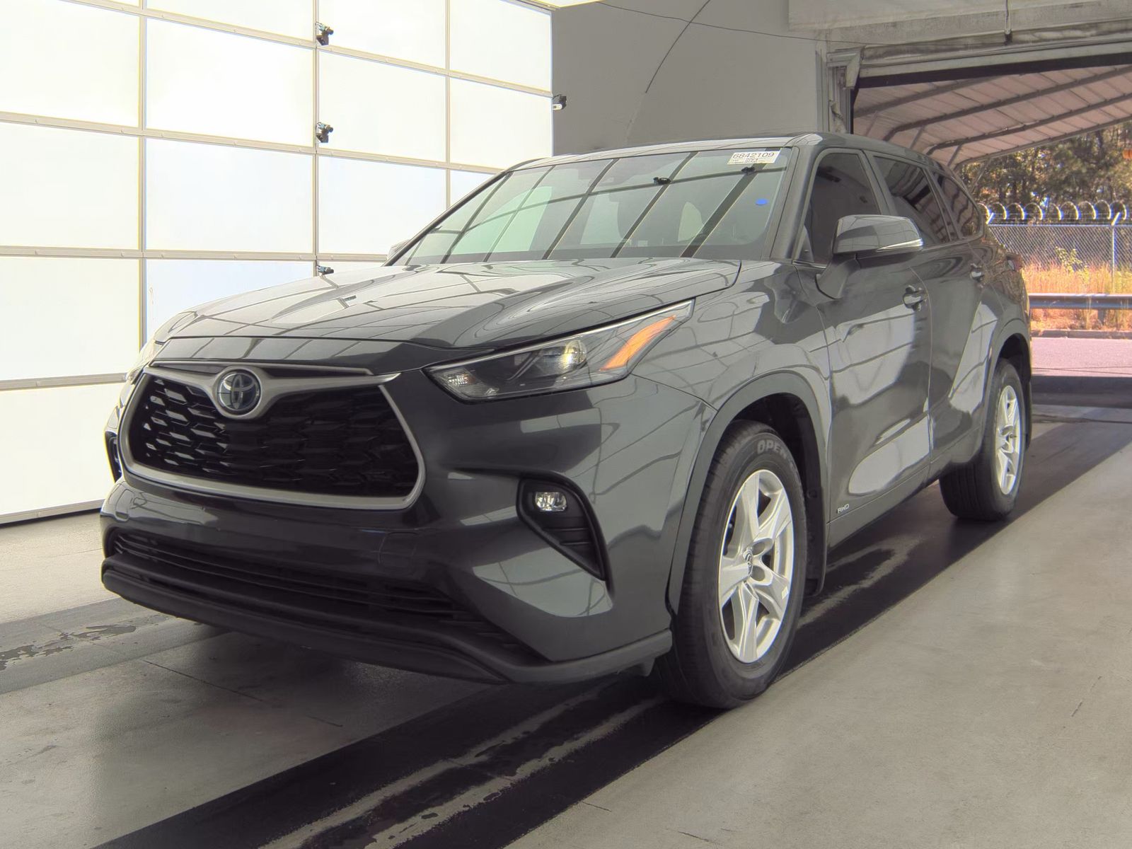 2023 Toyota Highlander Hybrid LE AWD