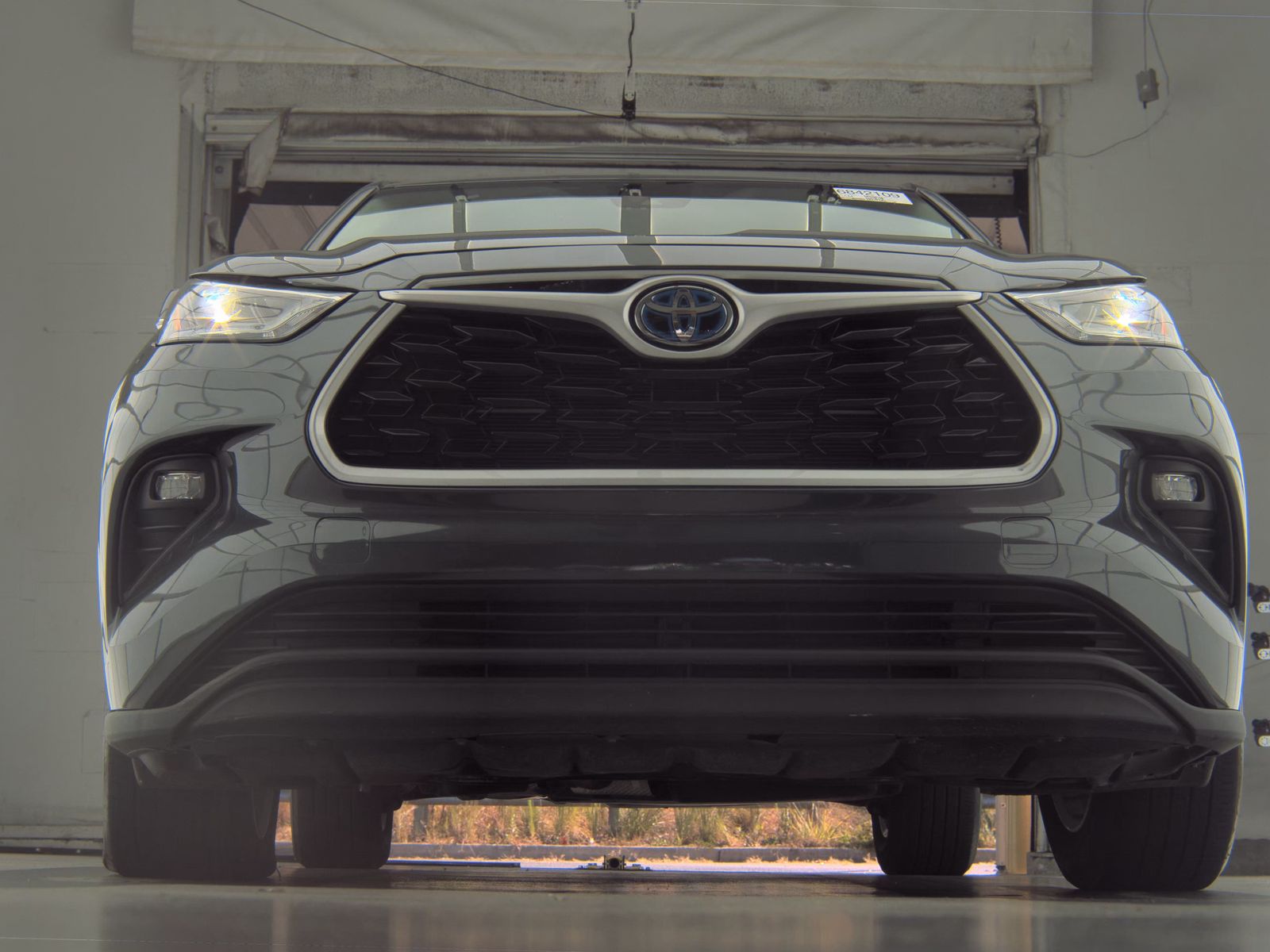 2023 Toyota Highlander Hybrid LE AWD