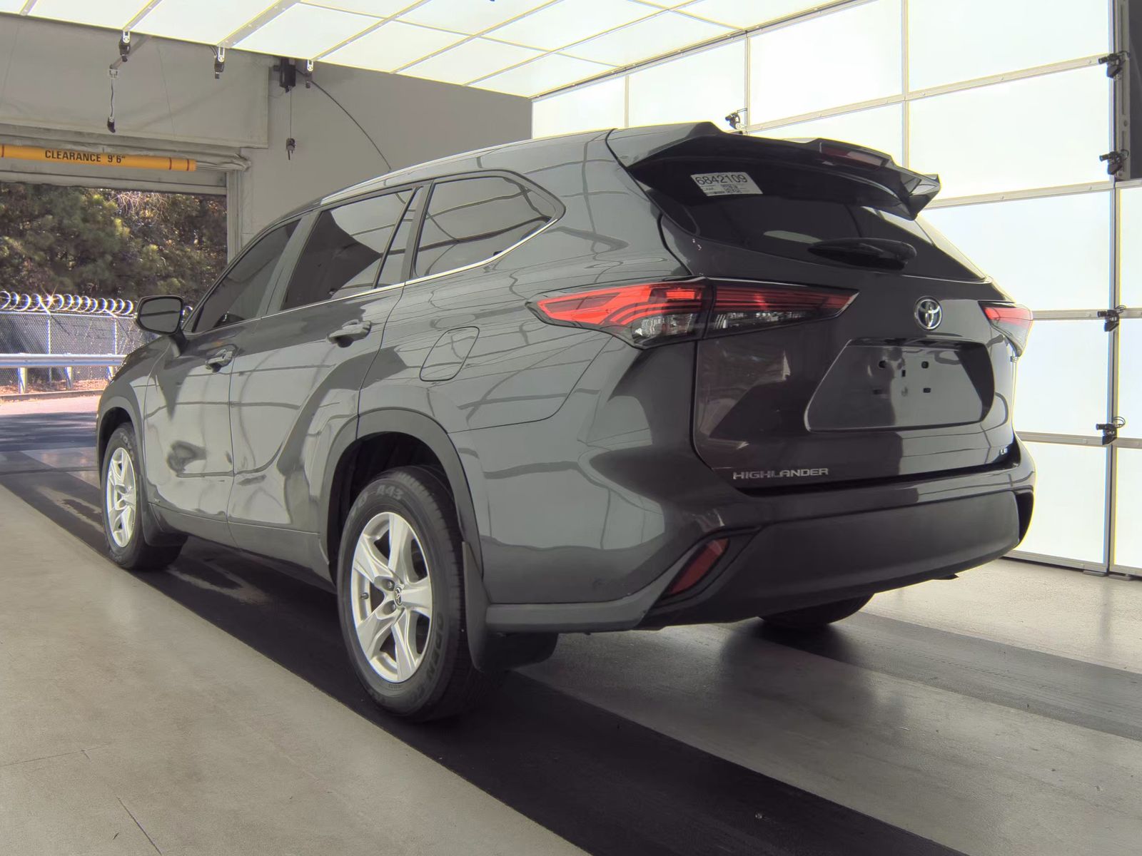 2023 Toyota Highlander Hybrid LE AWD