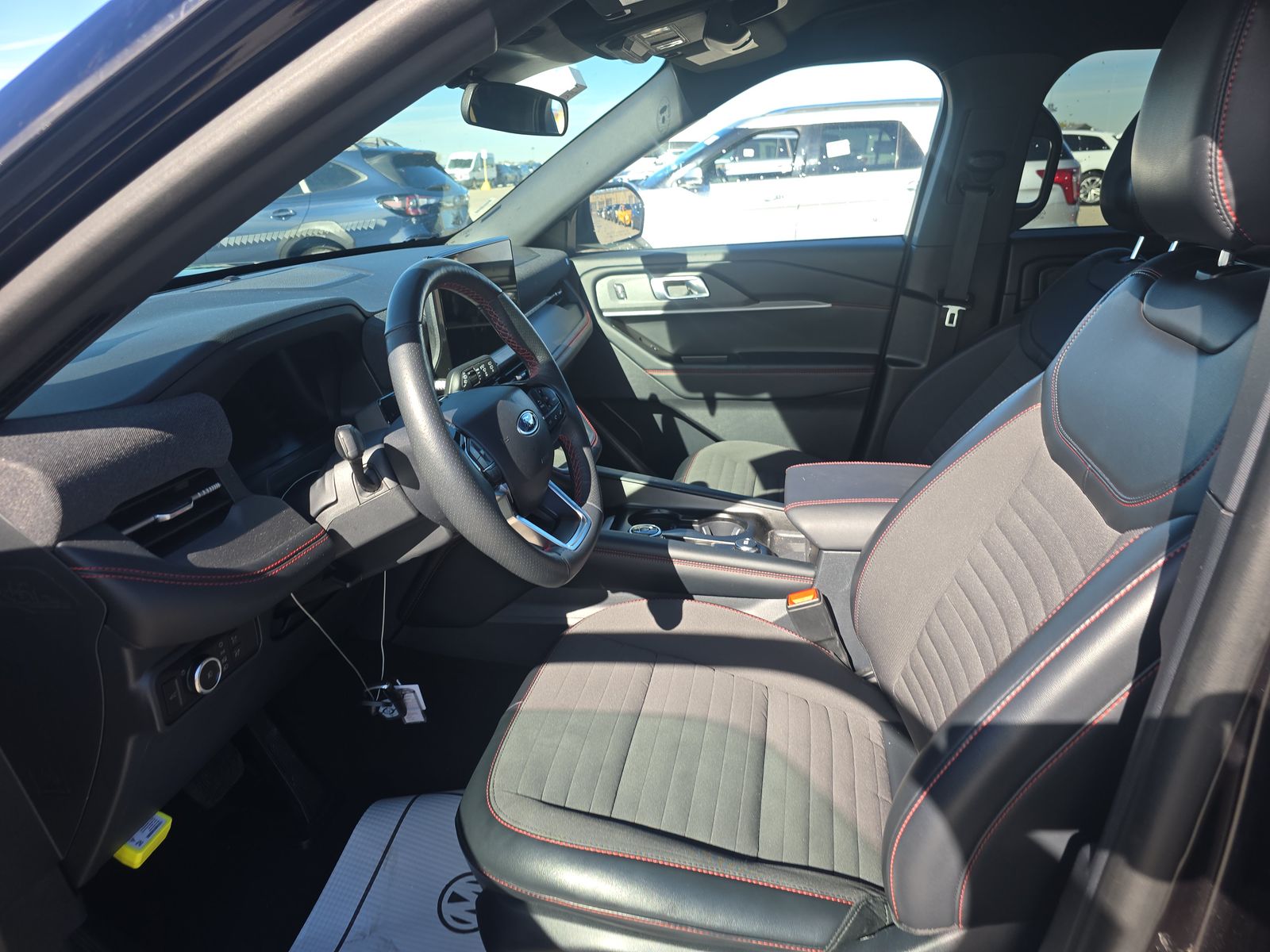 2025 Ford Explorer ST-Line AWD