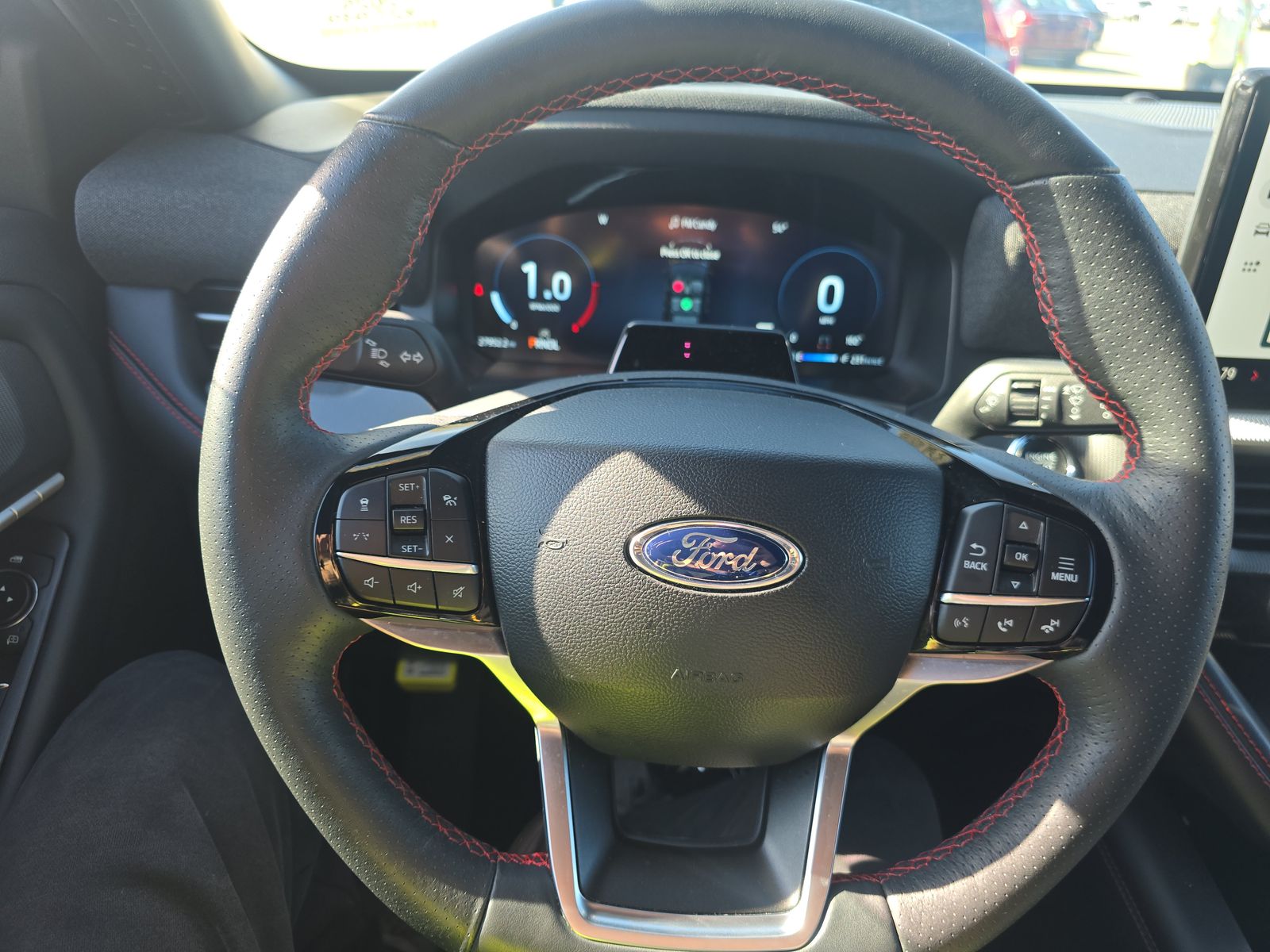 2025 Ford Explorer ST-Line AWD