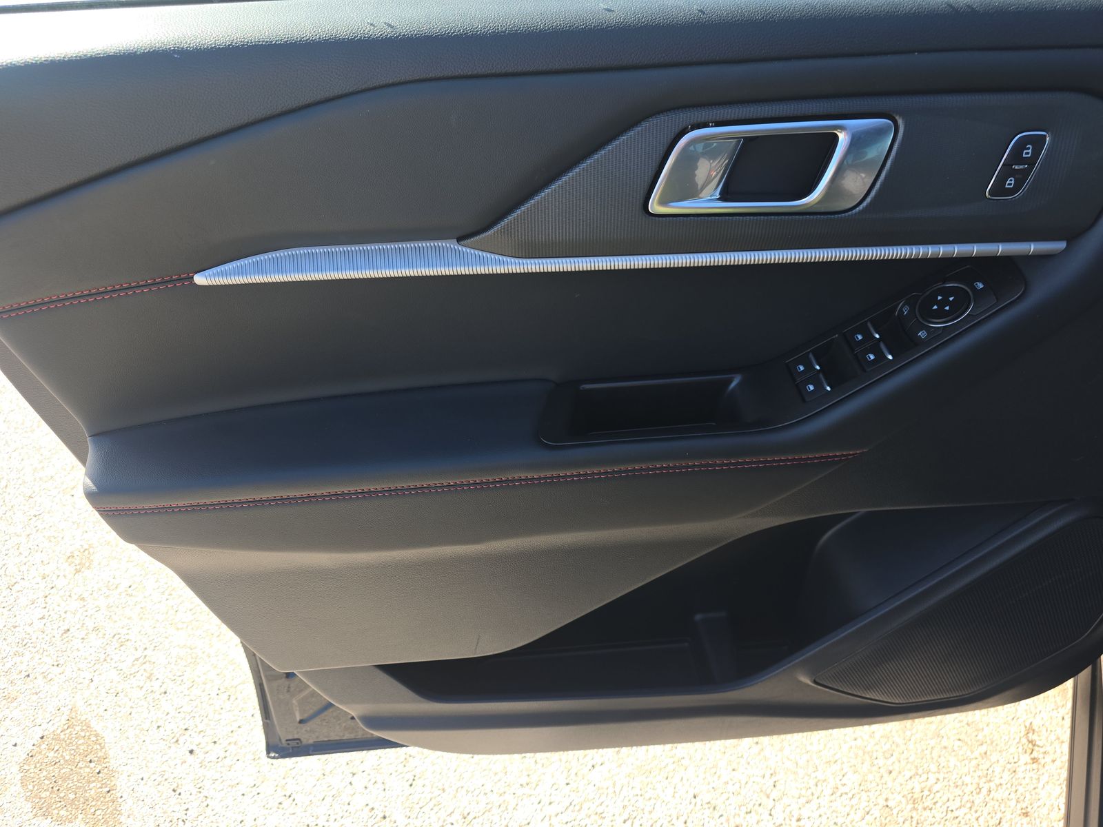 2025 Ford Explorer ST-Line AWD