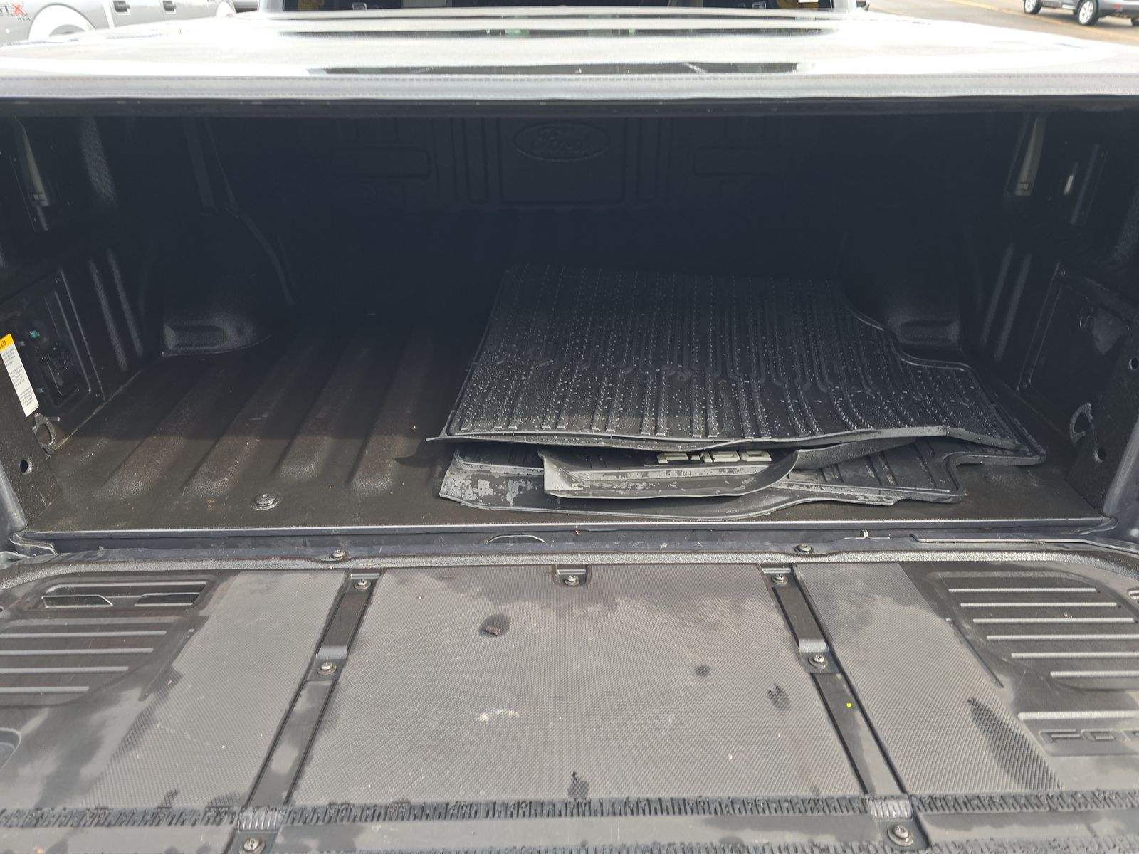 2024 Ford F-150 Hybrid Lariat AWD