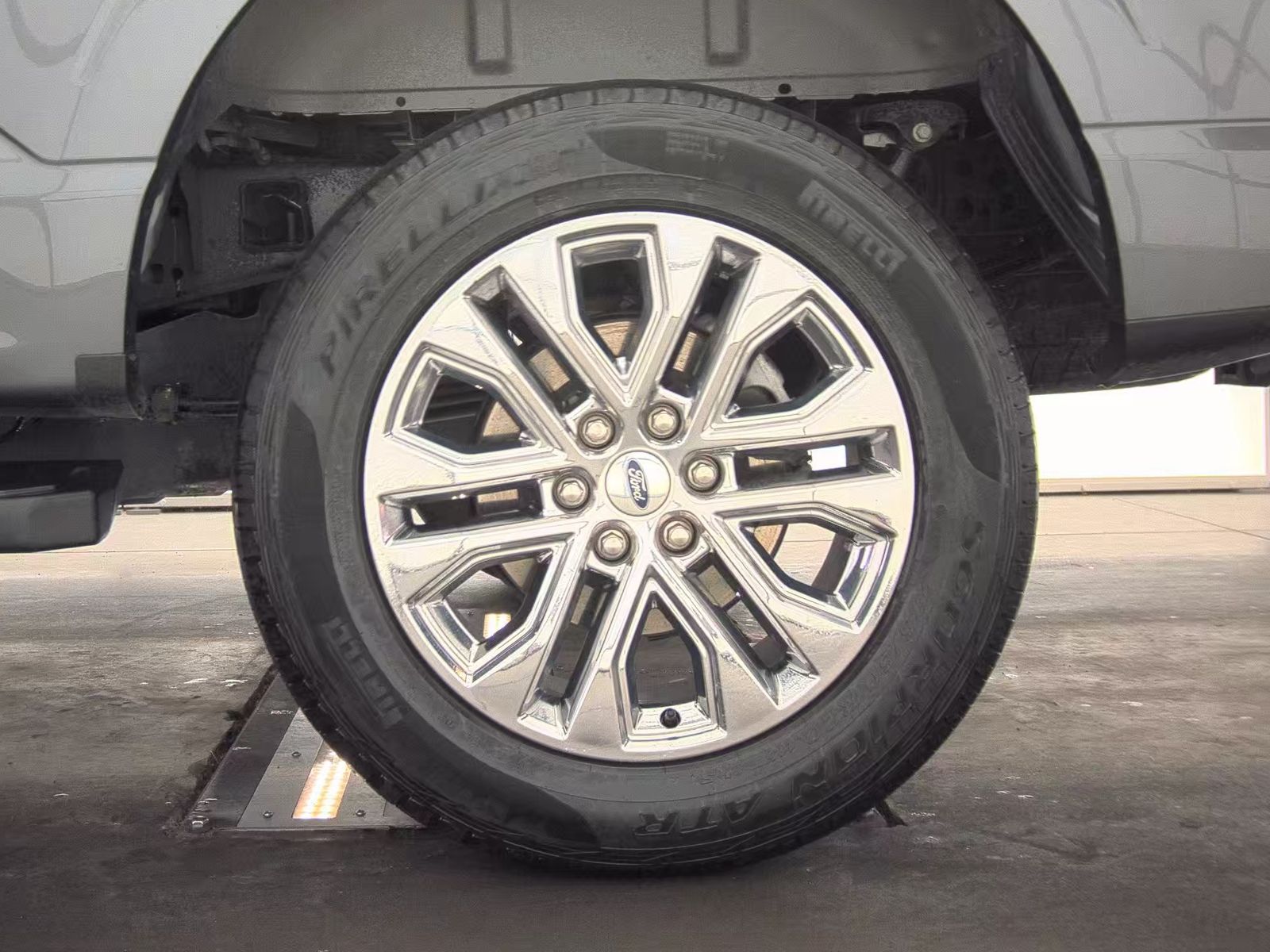 2024 Ford F-150 Hybrid Lariat AWD