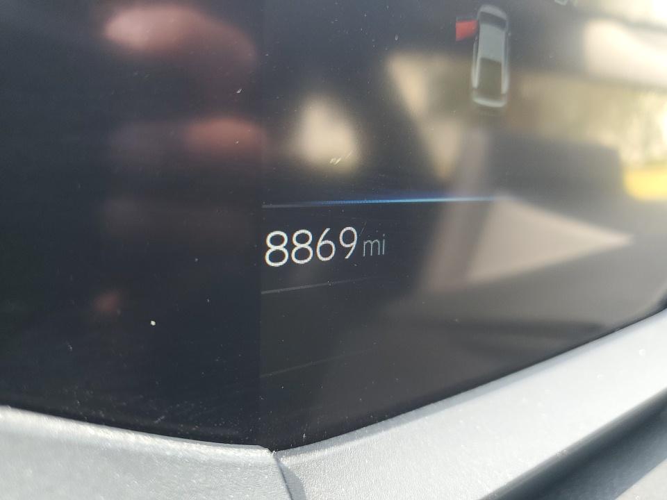 2025 Toyota Prius LE FWD