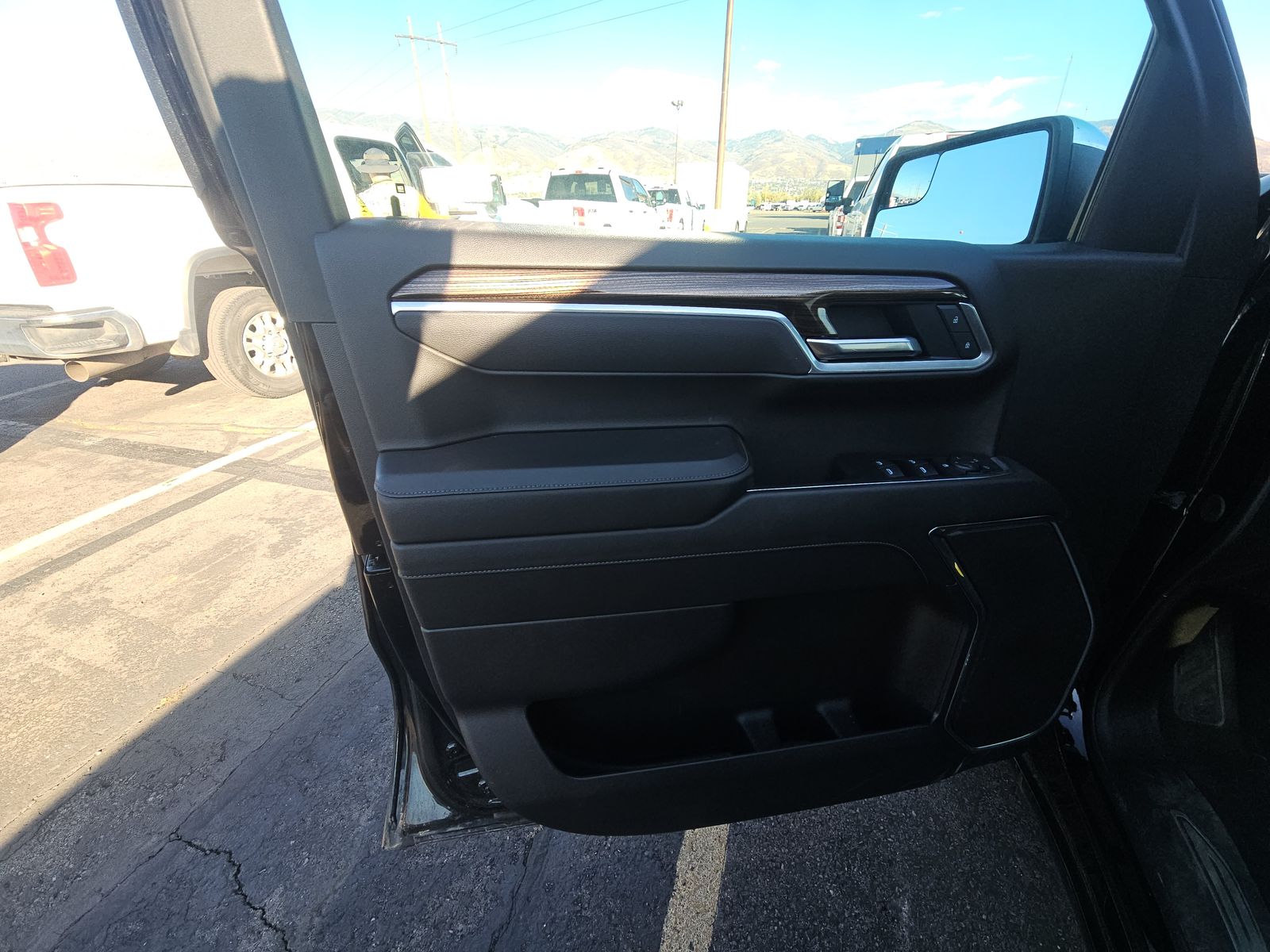 2025 Chevrolet Silverado 1500 LT AWD