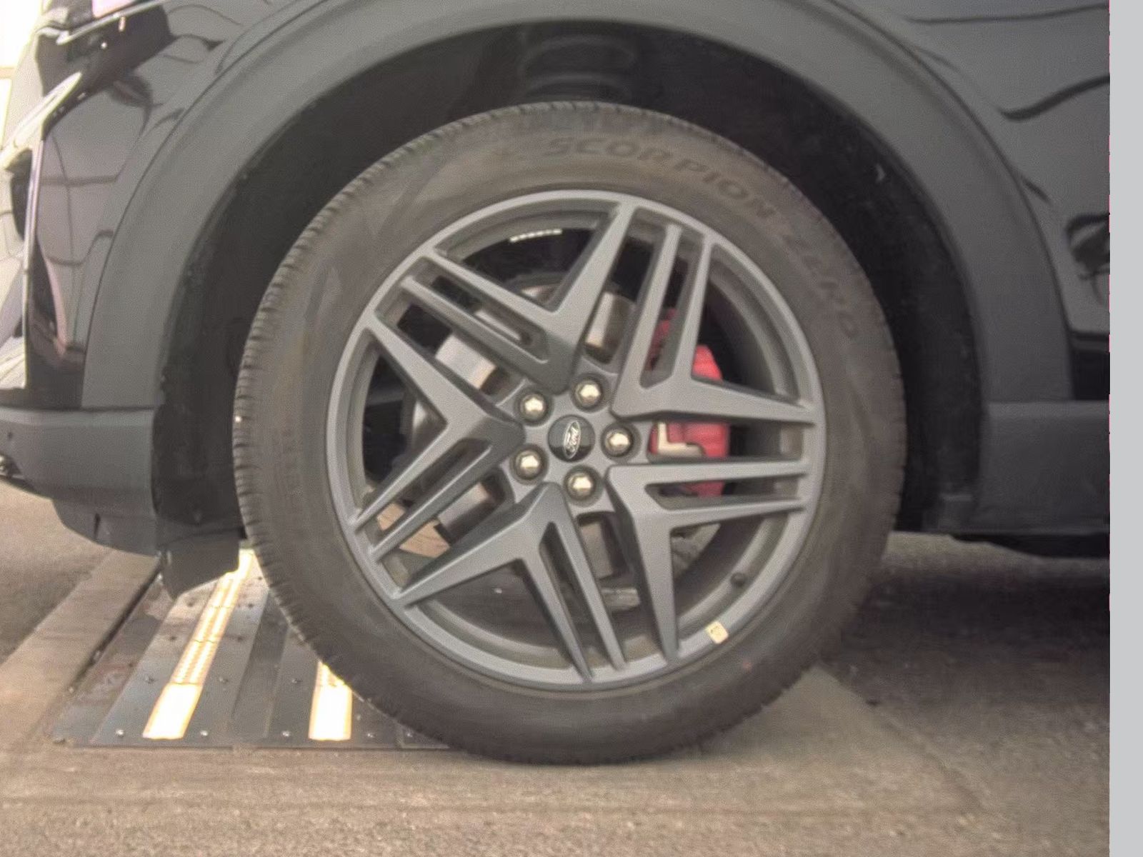 2025 Ford Explorer ST-Line AWD