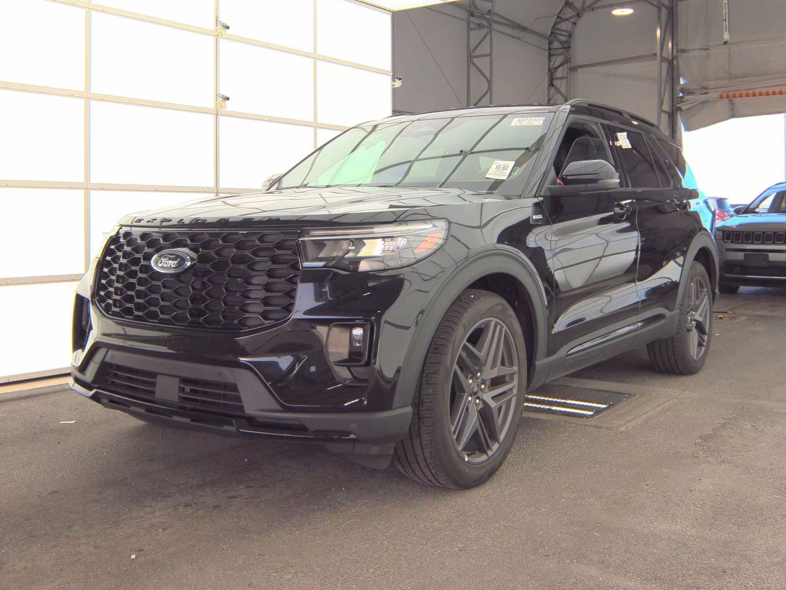 2025 Ford Explorer ST-Line AWD