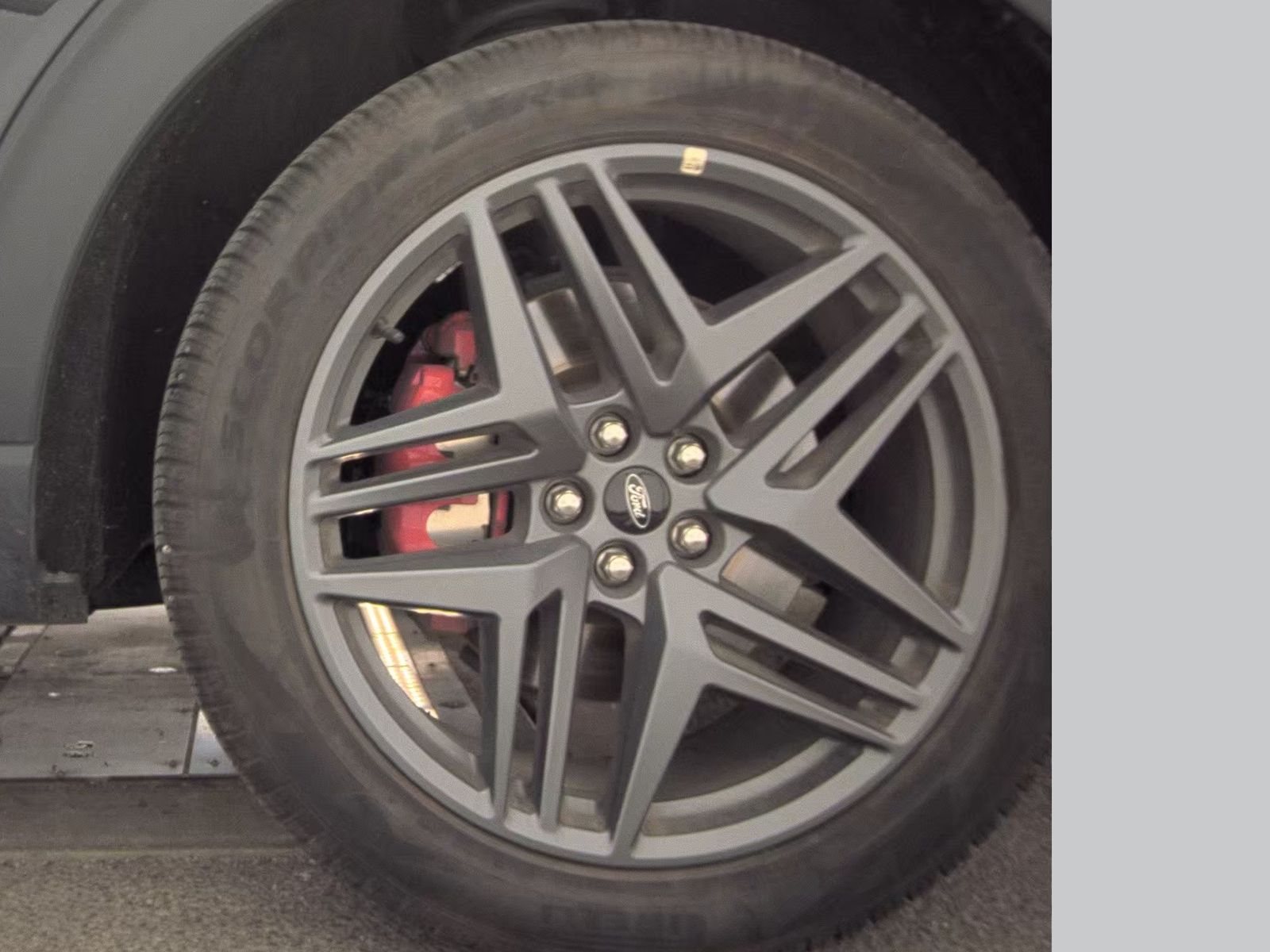 2025 Ford Explorer ST-Line AWD