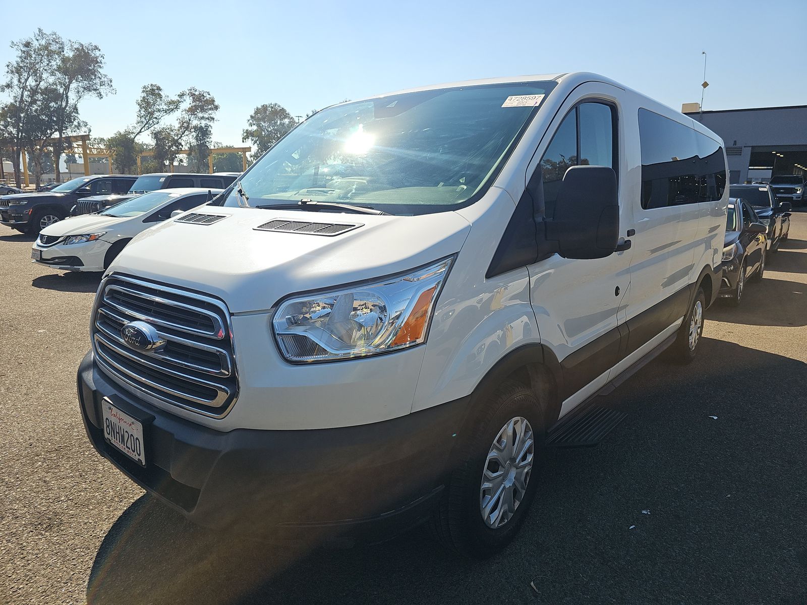 FORD TRANSIT 150 - 1