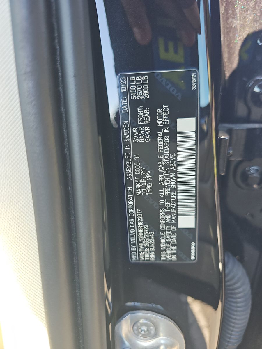 2024 Volvo XC60 B5 Ultimate AWD