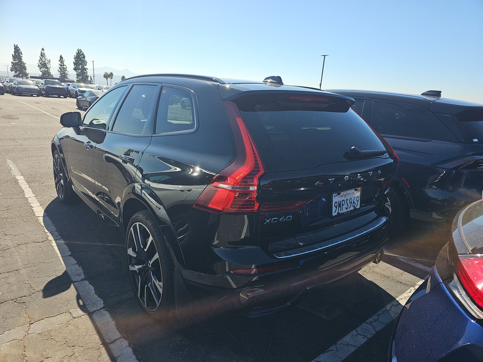 2024 Volvo XC60 B5 Ultimate AWD