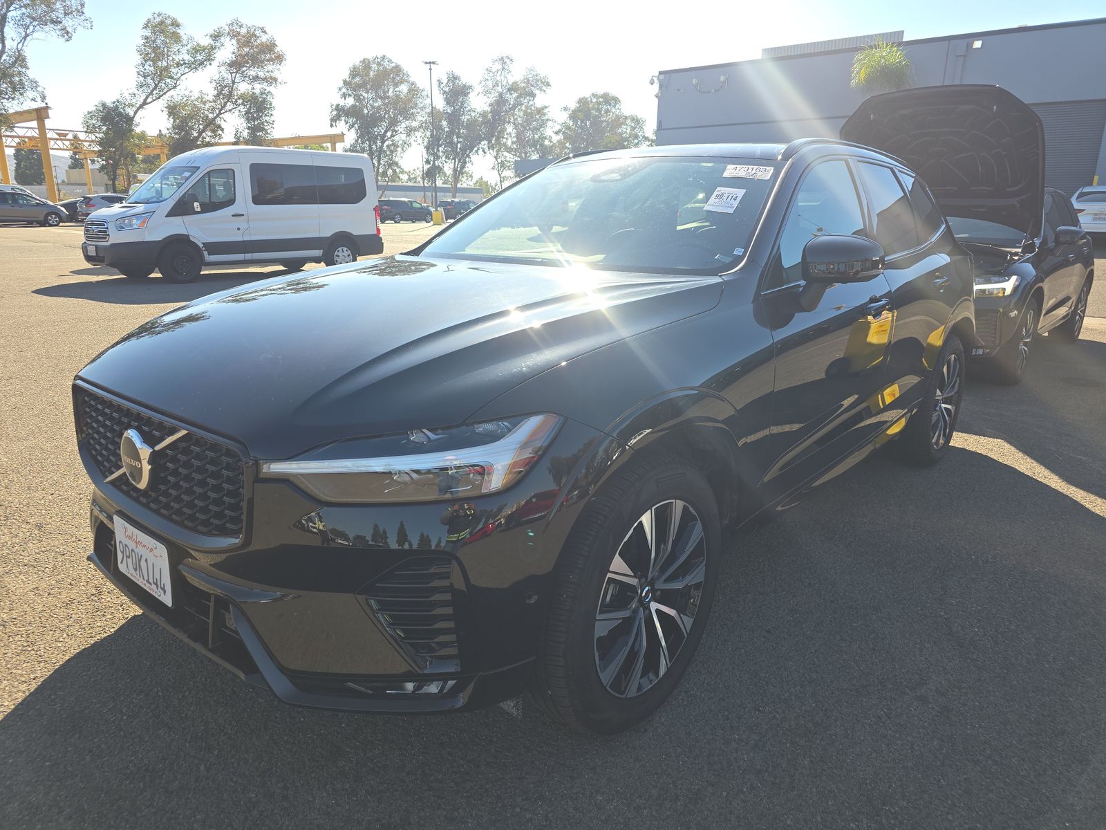 2025 Volvo XC60 B5 Plus AWD
