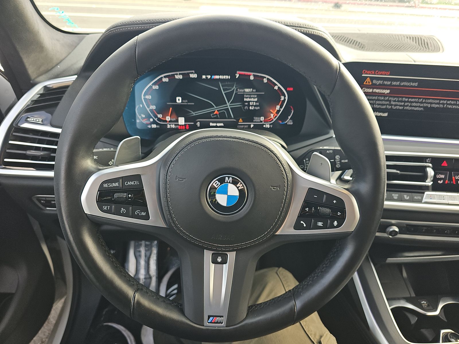 2022 BMW X7 M50i AWD