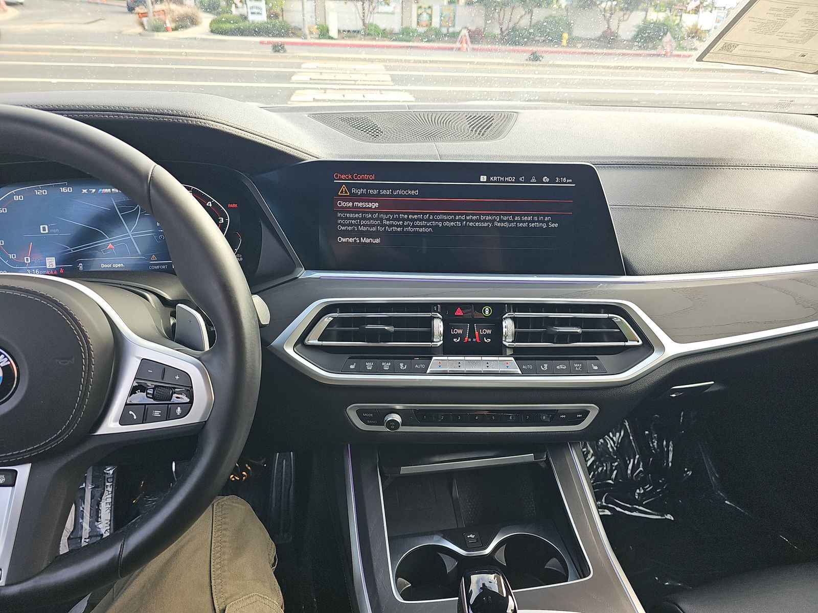 2022 BMW X7 M50i AWD