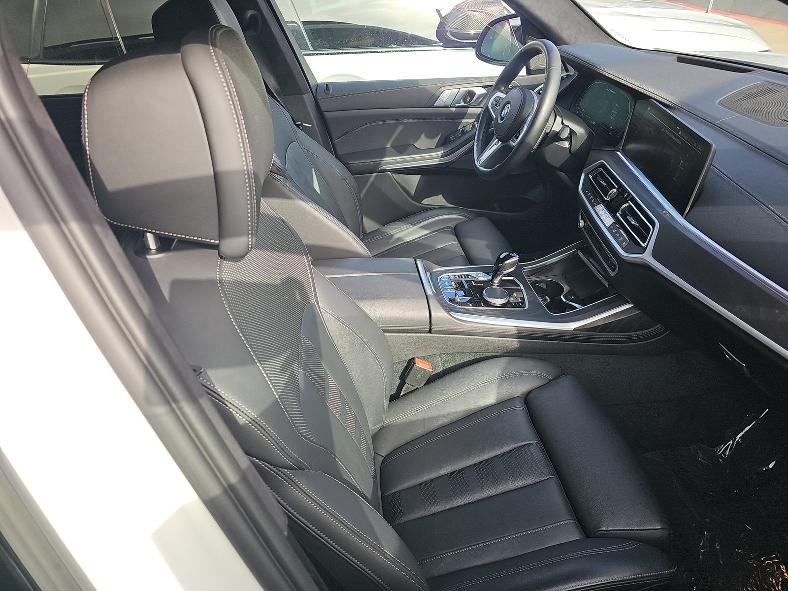 2022 BMW X7 M50i AWD