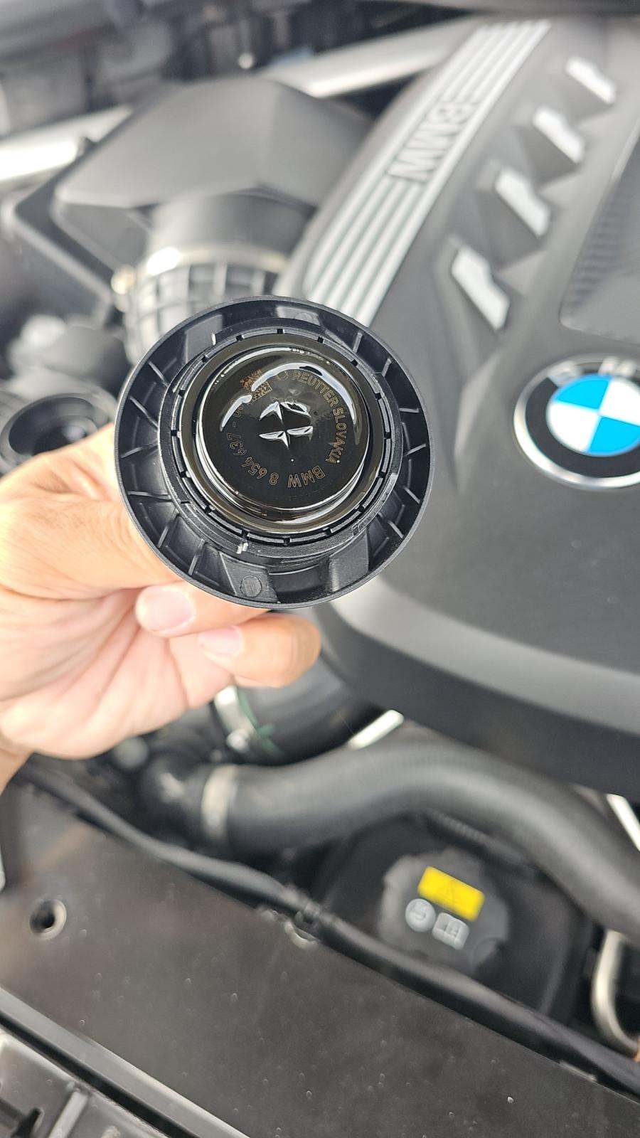 2022 BMW X7 M50i AWD