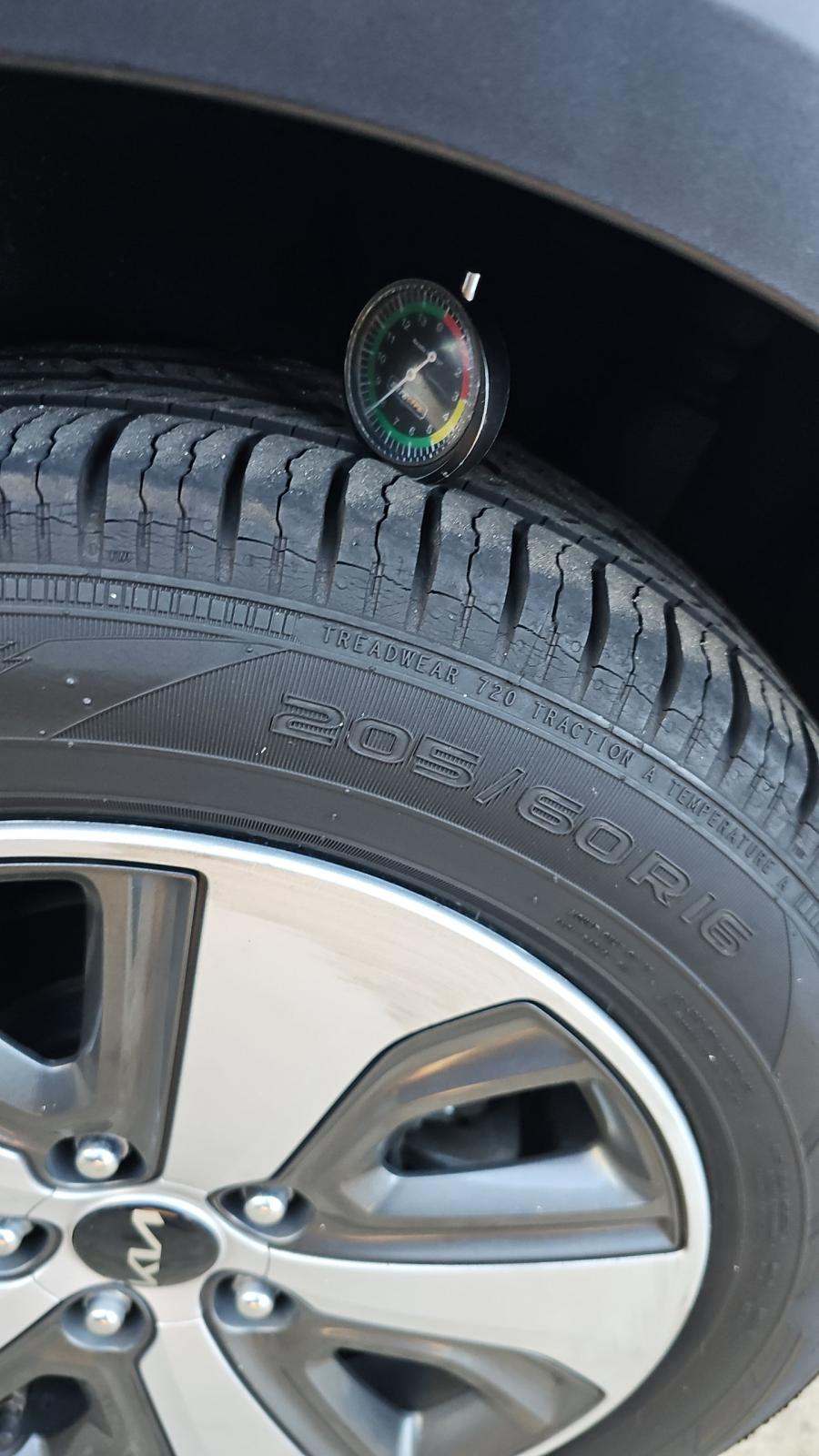 2022 Kia Niro LX FWD