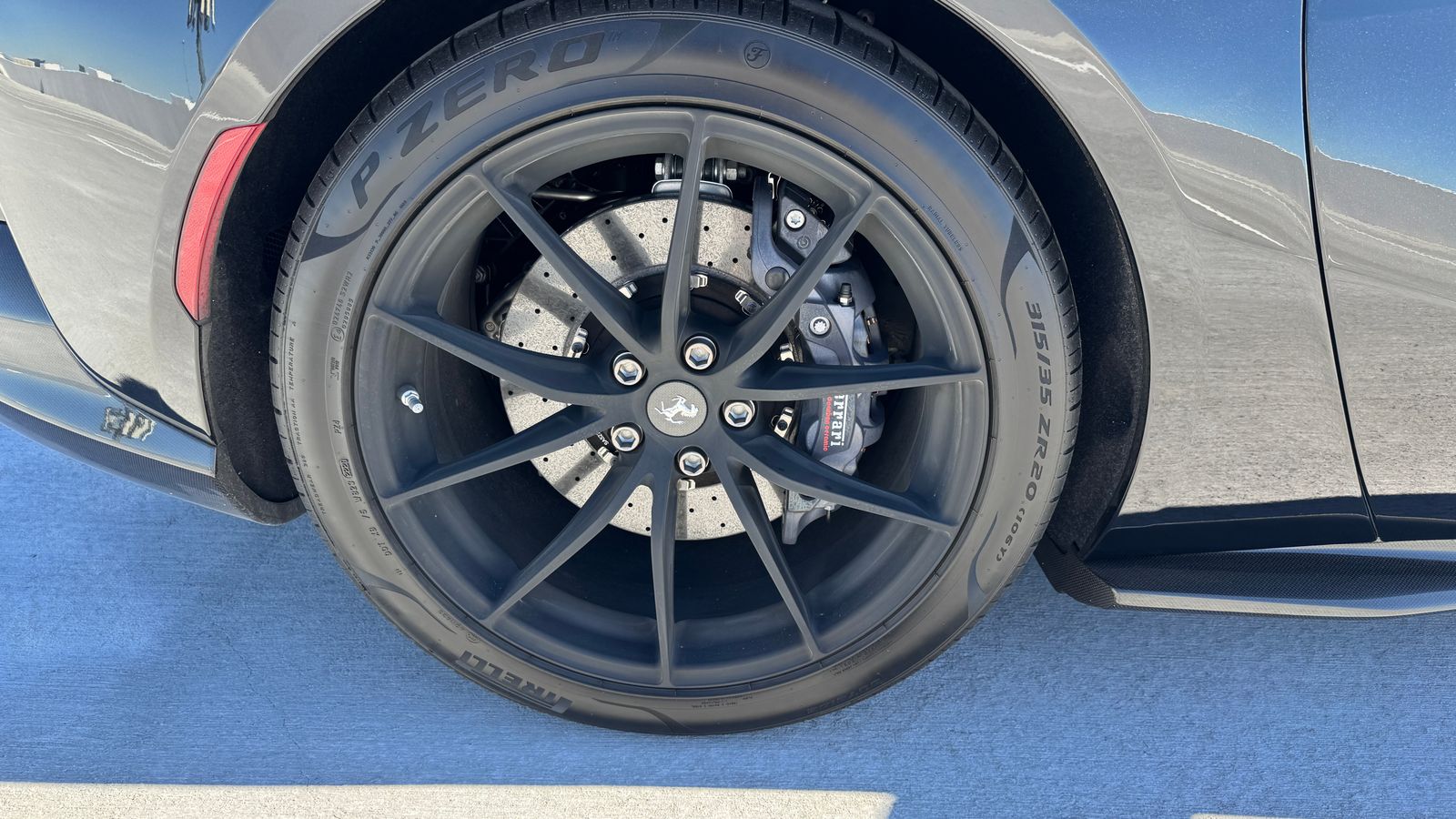 2021 Ferrari 812 GTS RWD