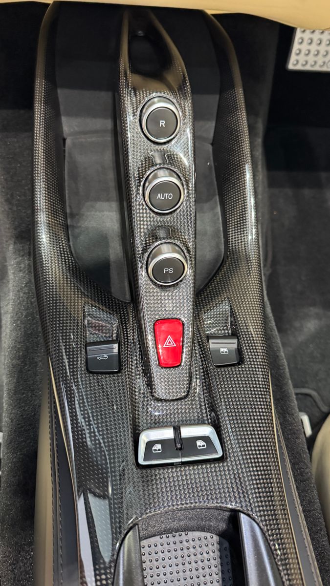 2021 Ferrari 812 GTS RWD