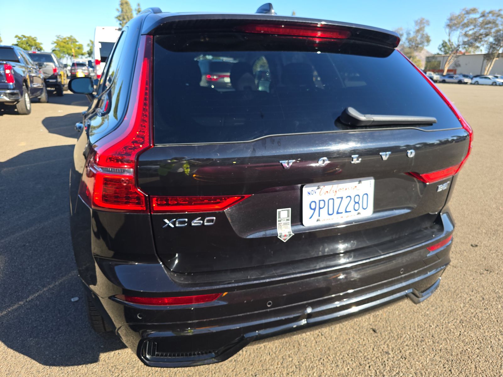 2025 Volvo XC60 B5 Plus AWD