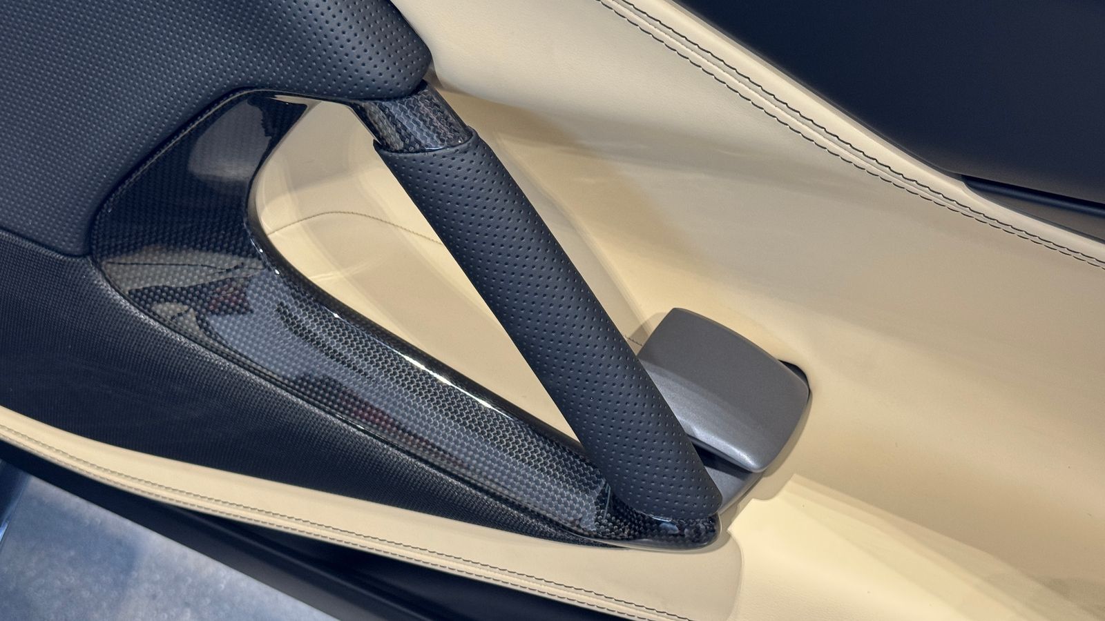 2021 Ferrari 812 GTS RWD