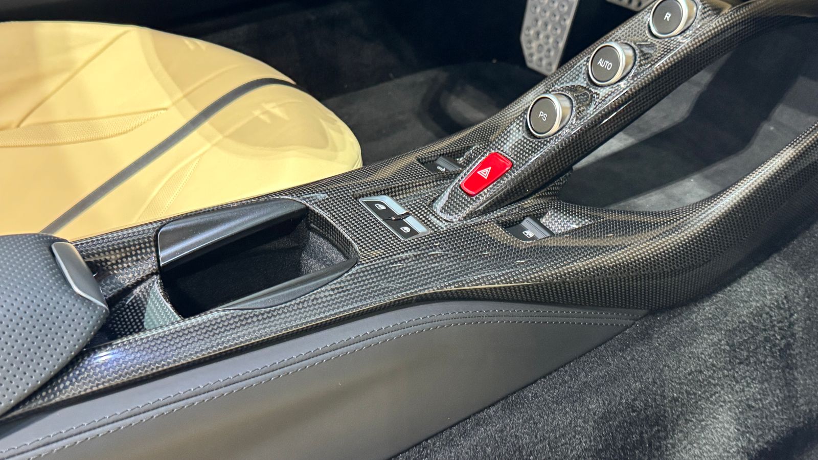 2021 Ferrari 812 GTS RWD