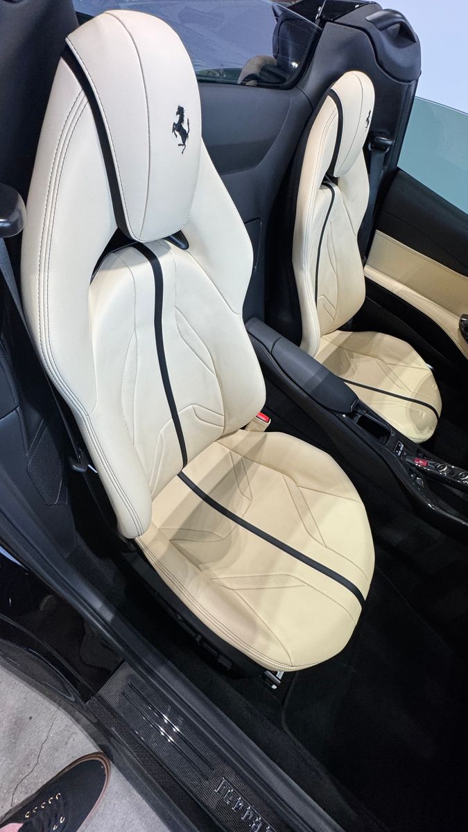 2021 Ferrari 812 GTS RWD