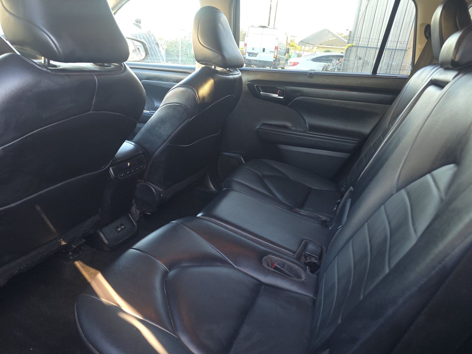 2023 Toyota Highlander XLE FWD