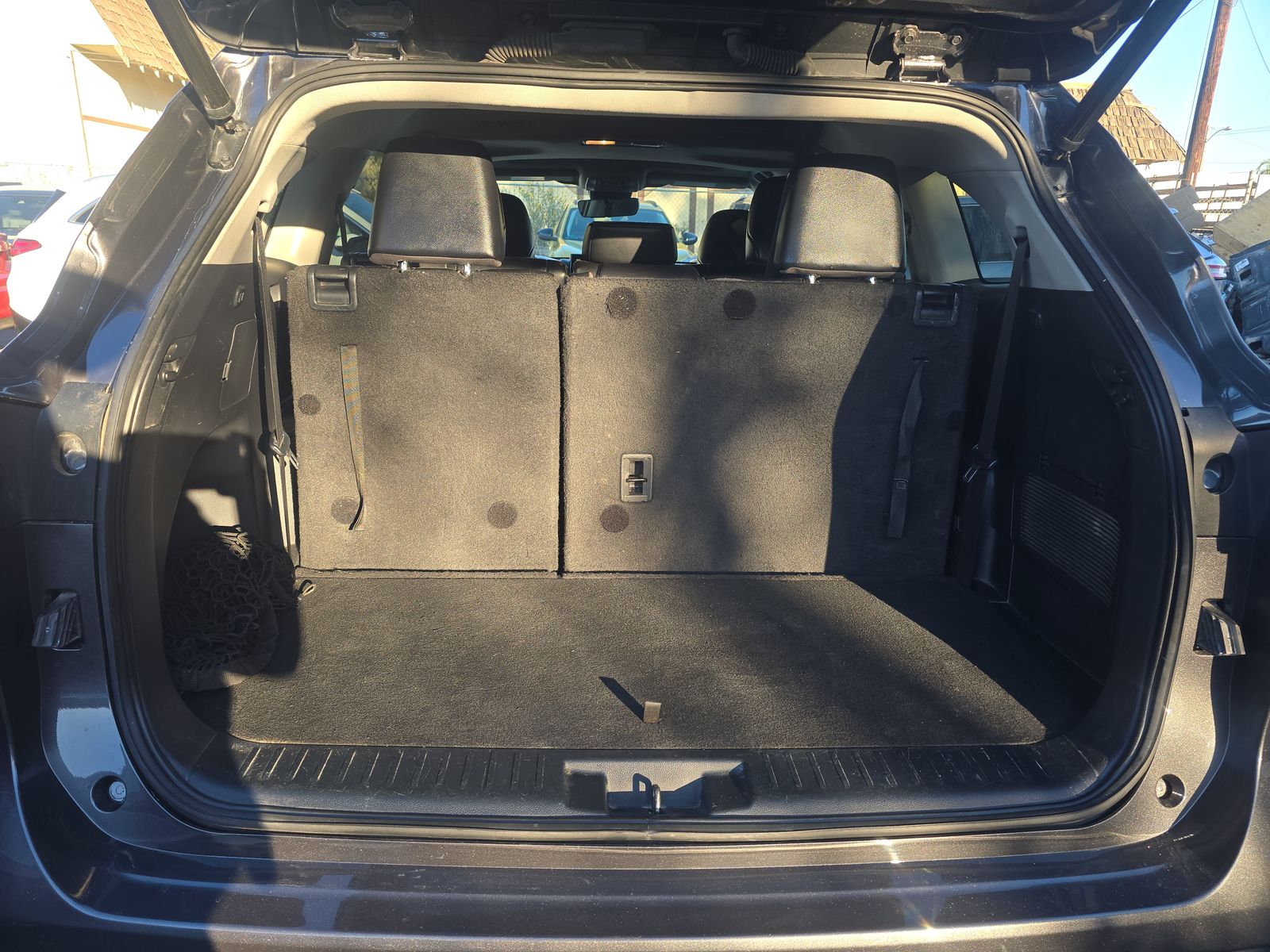 2023 Toyota Highlander XLE FWD