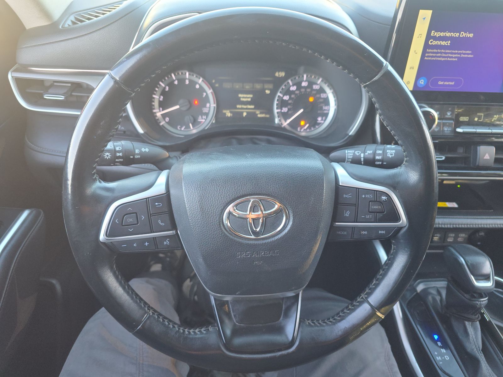 2023 Toyota Highlander XLE FWD