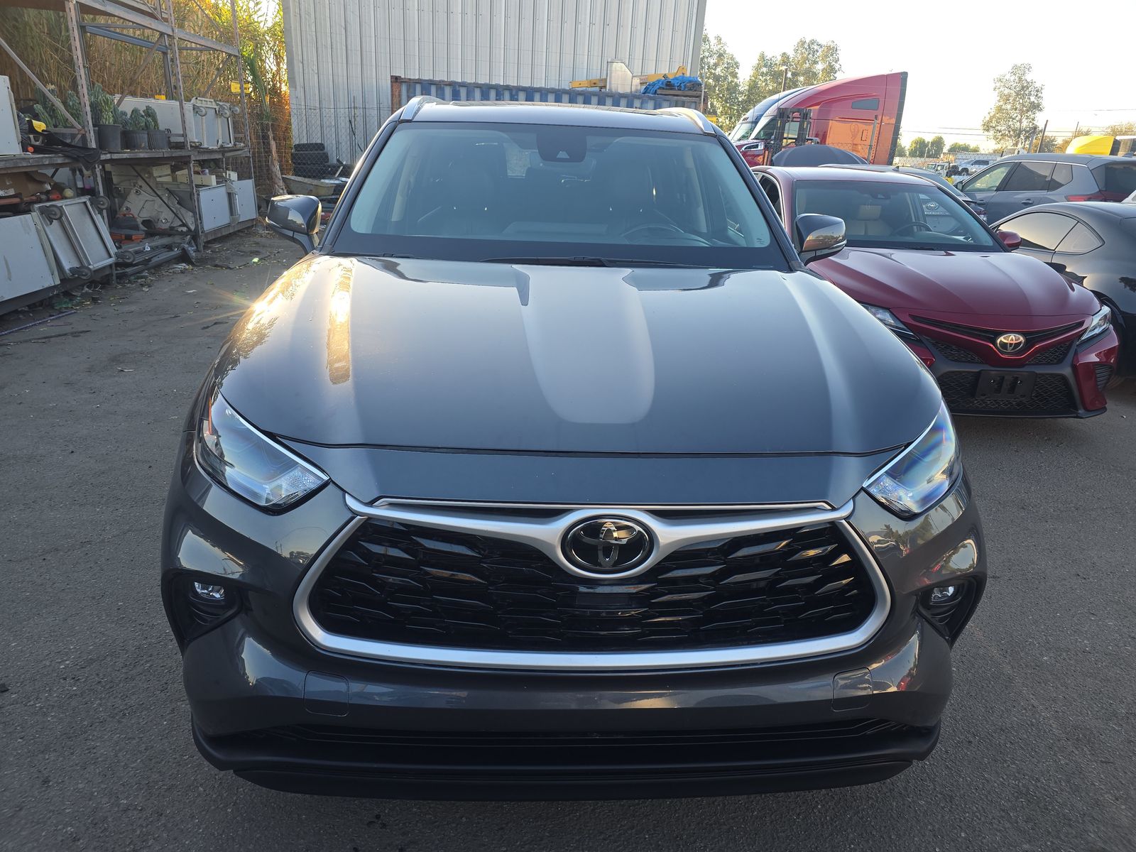 2023 Toyota Highlander XLE FWD