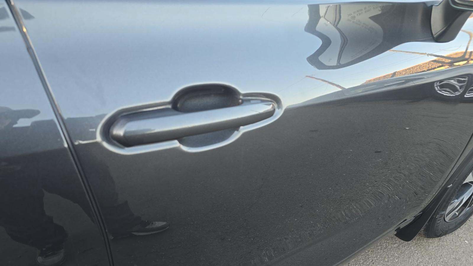 2023 Toyota Highlander XLE FWD