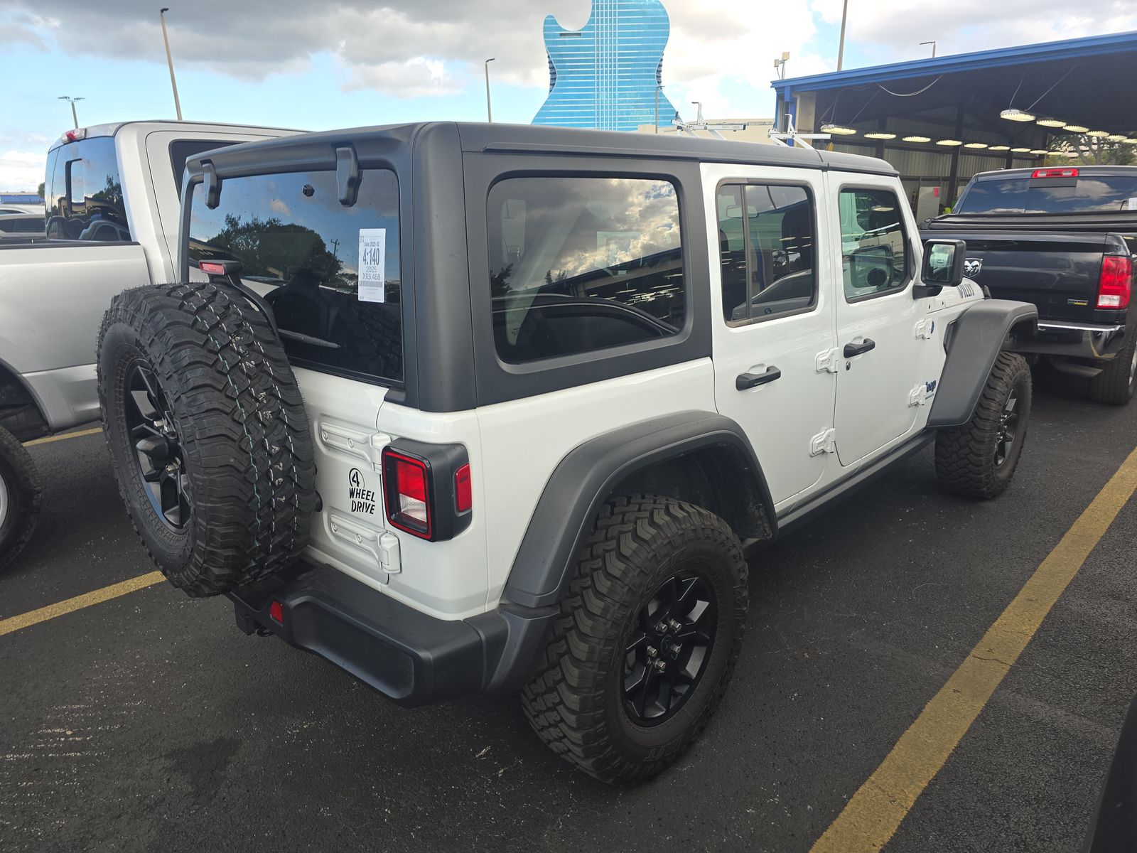 2025 Jeep Wrangler 4xe Willys AWD