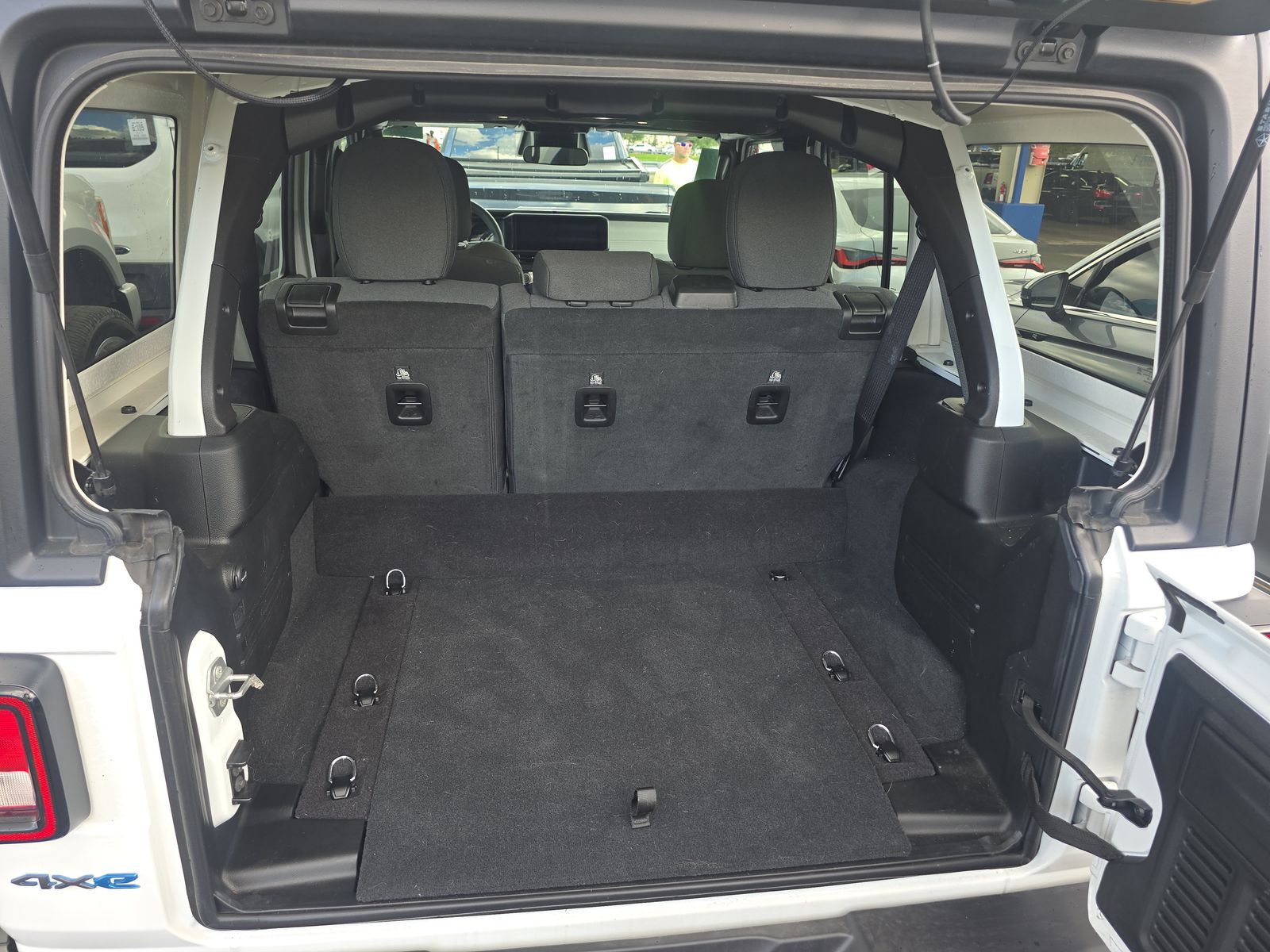 2025 Jeep Wrangler 4xe Willys AWD