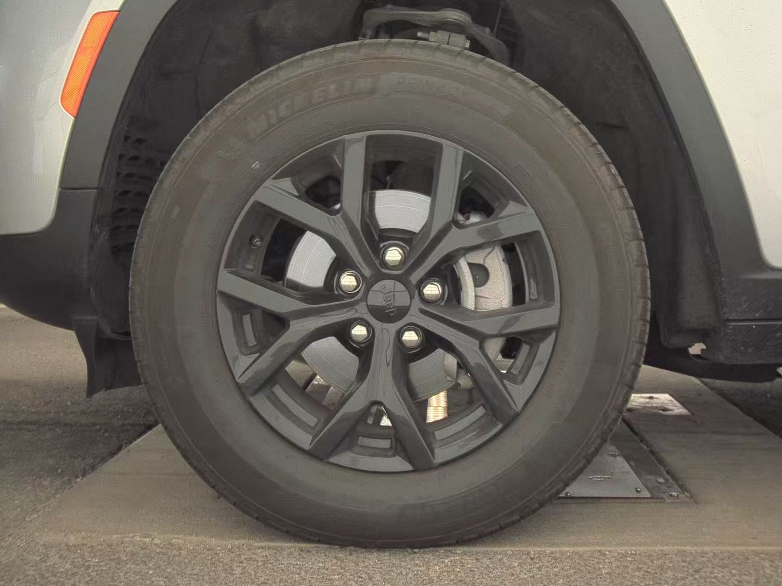 2024 Jeep Grand Cherokee Altitude AWD