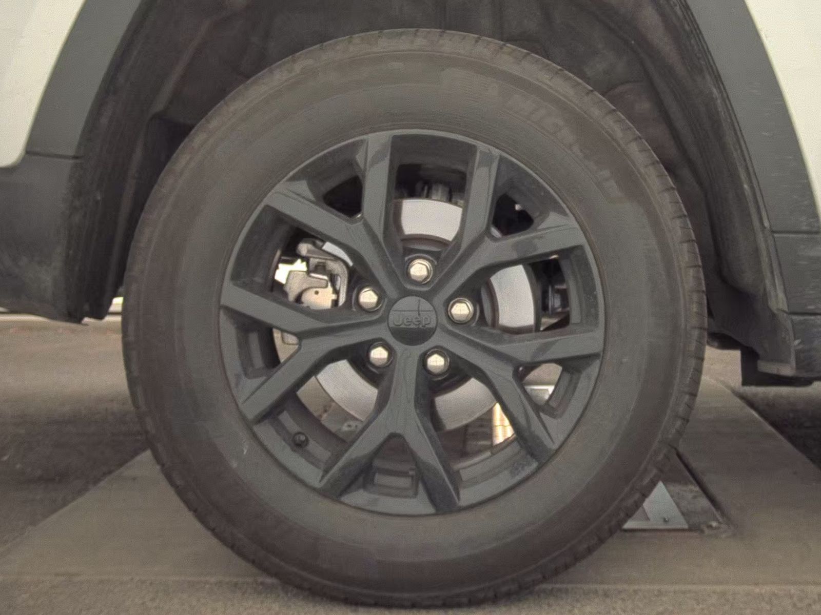 2024 Jeep Grand Cherokee Altitude AWD