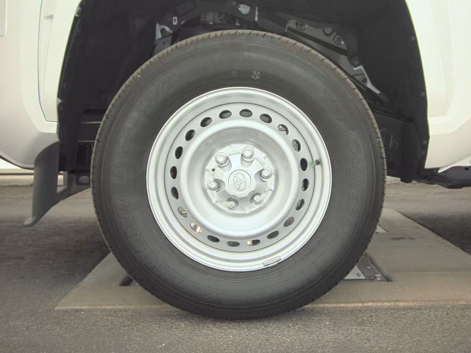 2025 Toyota Tacoma SR RWD