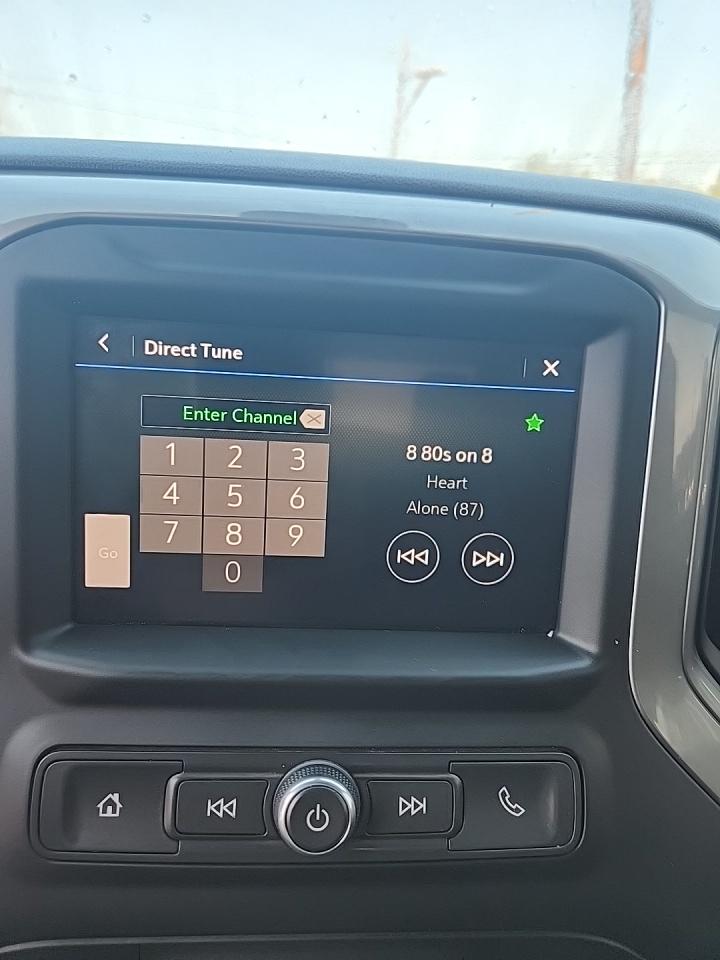 2022 Chevrolet Silverado 2500HD Custom AWD