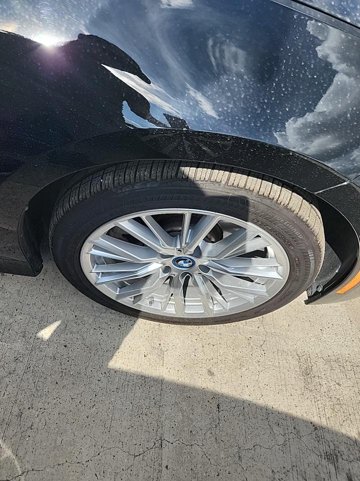 2023 BMW 3 Series 330e RWD