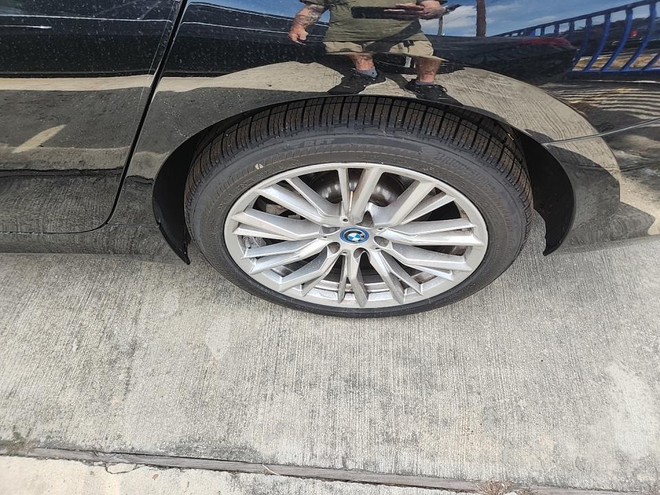 2023 BMW 3 Series 330e RWD