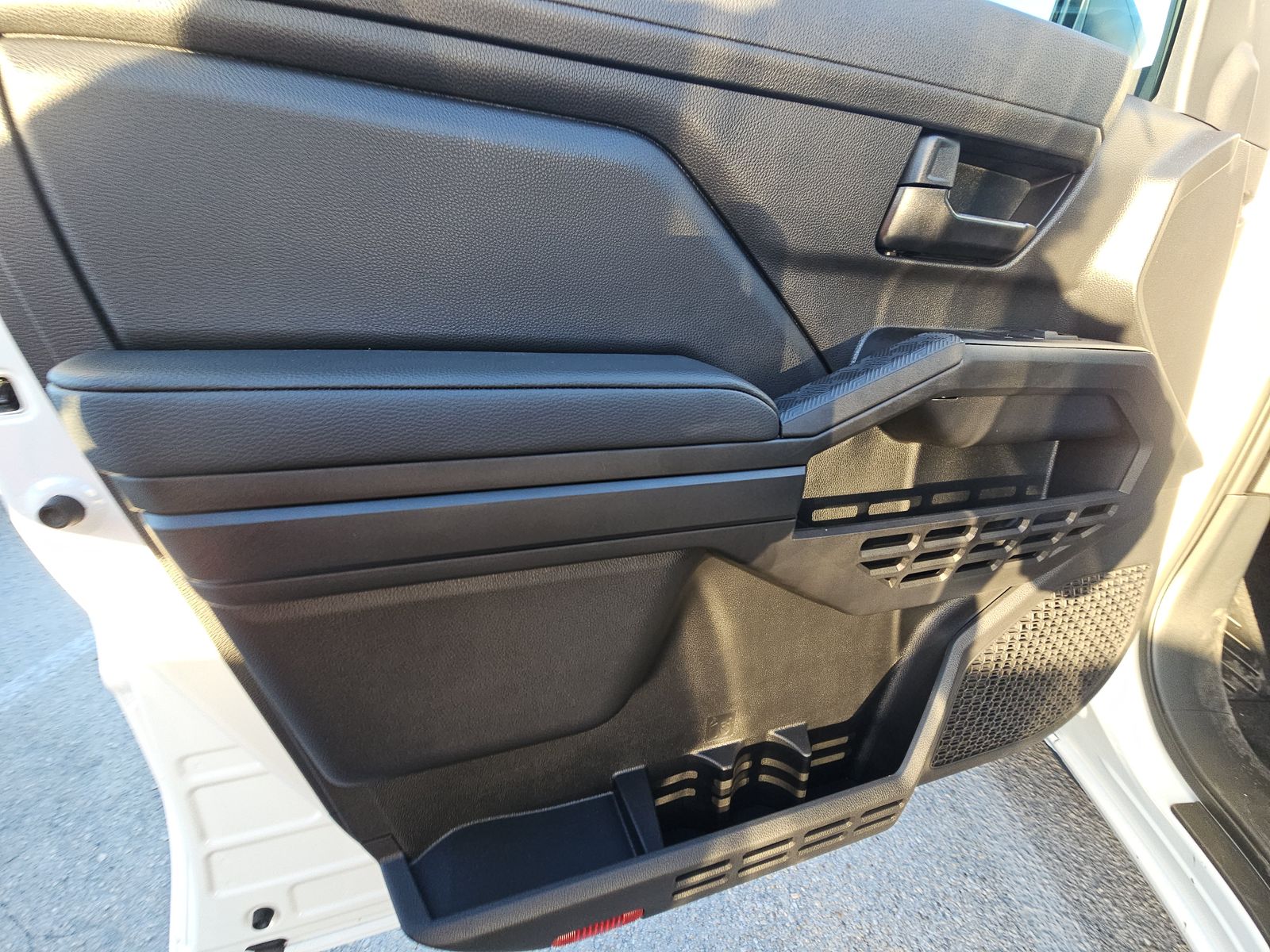 2025 Toyota Tacoma SR RWD