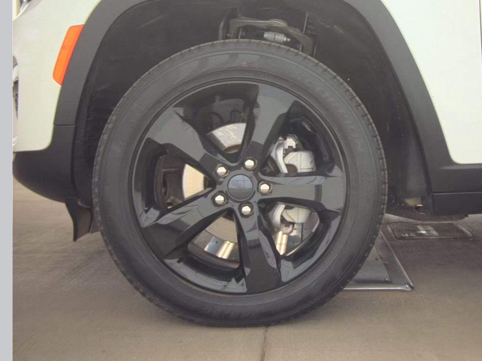 2023 Jeep Grand Cherokee Limited AWD