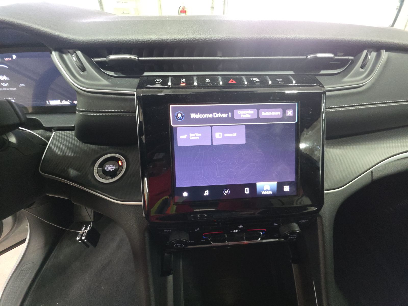 2024 Jeep Grand Cherokee Altitude AWD