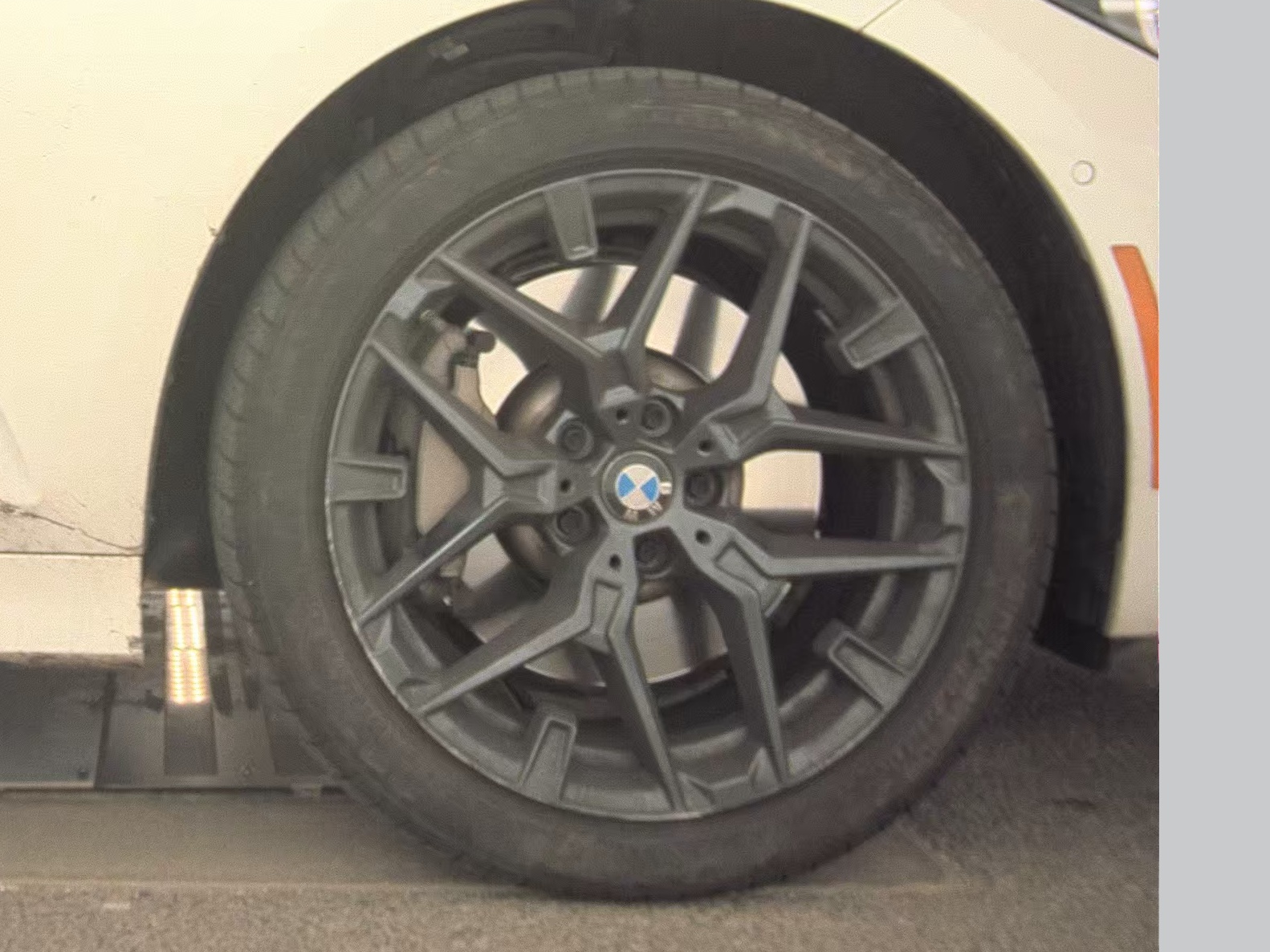 2025 BMW 3 Series 330i xDrive AWD