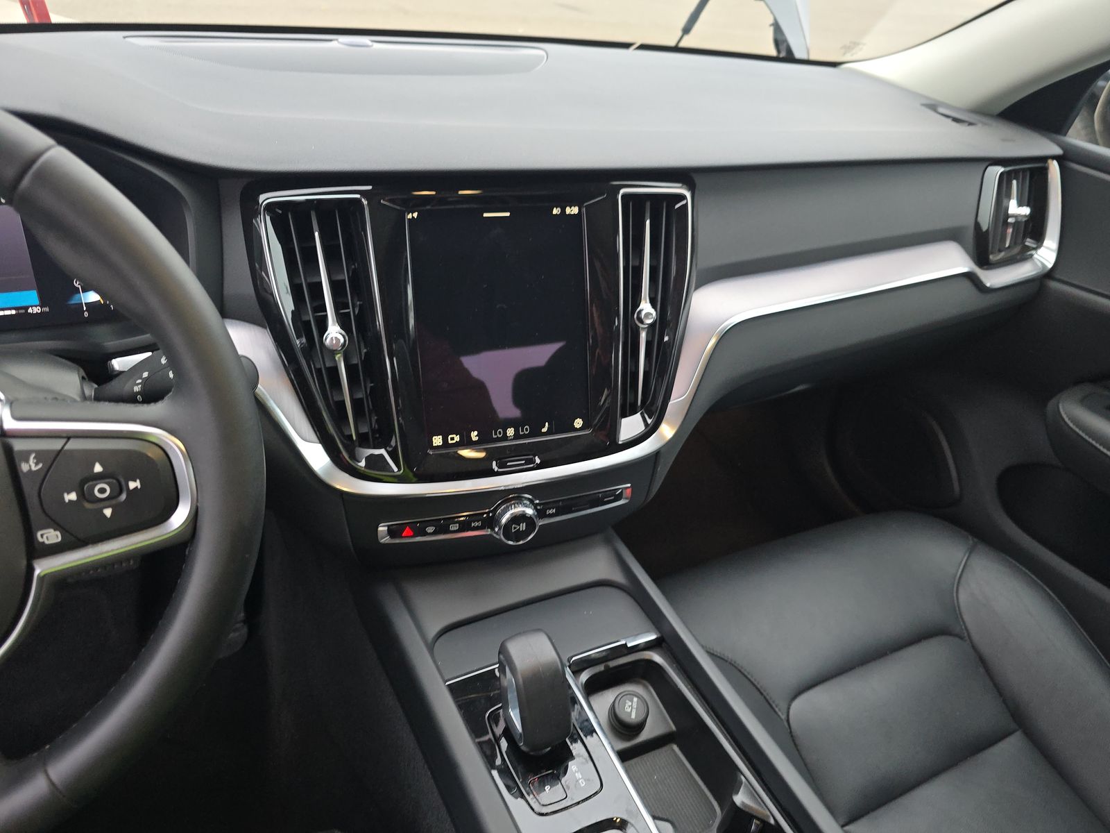 2025 Volvo S60 B5 Core AWD