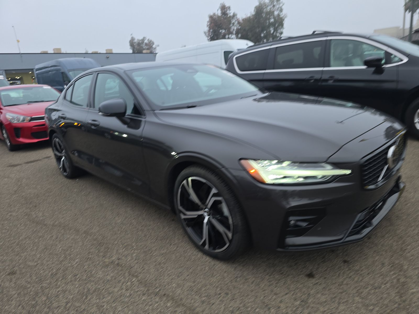 2025 Volvo S60 B5 Core AWD